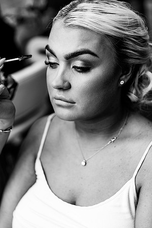 Alcumlow Barn Wedding Photography - Carrie & Craig-203