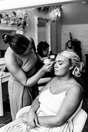 Alcumlow Barn Wedding Photography - Carrie & Craig-204