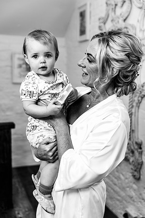 Alcumlow Barn Wedding Photography - Carrie & Craig-205