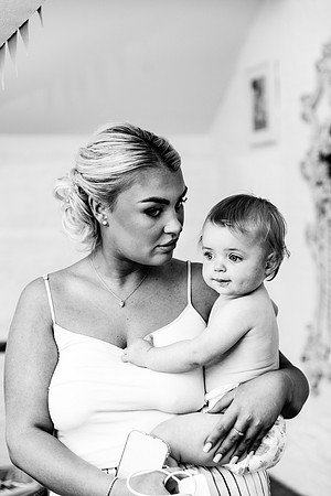 Alcumlow Barn Wedding Photography - Carrie & Craig-229