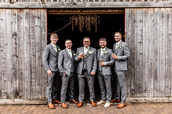 Alcumlow Barn Wedding Photography - Carrie & Craig-242