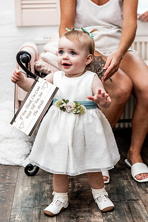 Alcumlow Barn Wedding Photography - Carrie & Craig-262