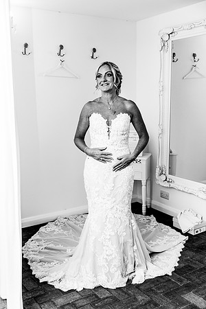 Alcumlow Barn Wedding Photography - Carrie & Craig-280