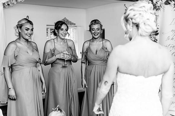 Alcumlow Barn Wedding Photography - Carrie & Craig-284