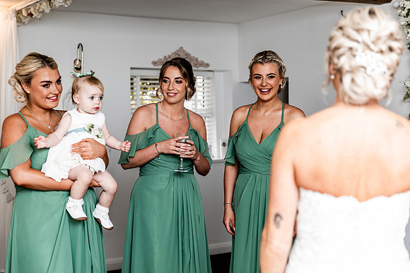 Alcumlow Barn Wedding Photography - Carrie & Craig-286