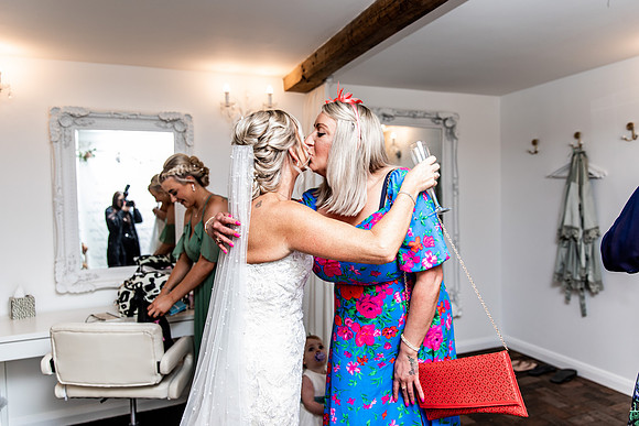 Alcumlow Barn Wedding Photography - Carrie & Craig-307