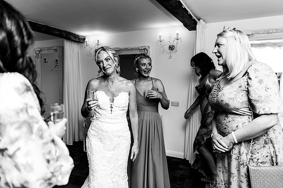 Alcumlow Barn Wedding Photography - Carrie & Craig-310