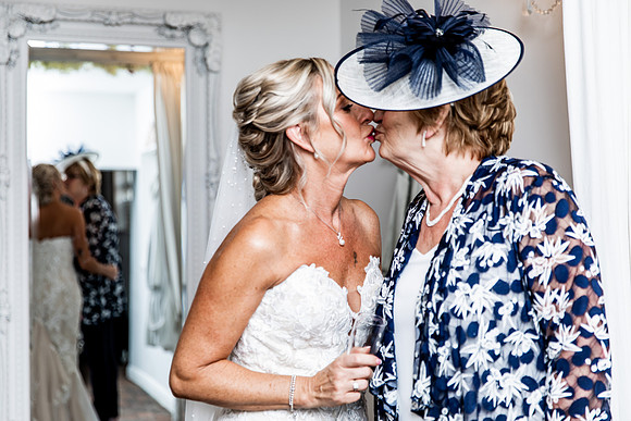 Alcumlow Barn Wedding Photography - Carrie & Craig-337