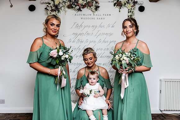Alcumlow Barn Wedding Photography - Carrie & Craig-353