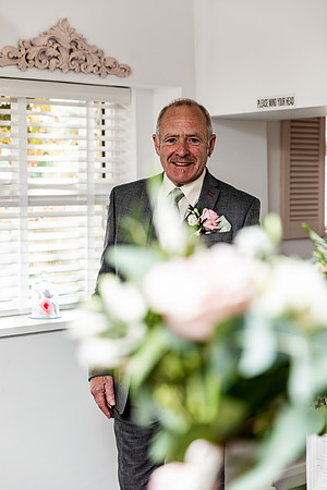 Alcumlow Barn Wedding Photography - Carrie & Craig-356
