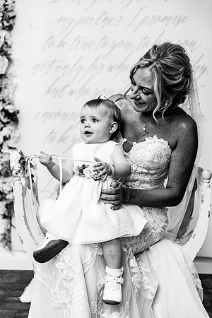 Alcumlow Barn Wedding Photography - Carrie & Craig-371