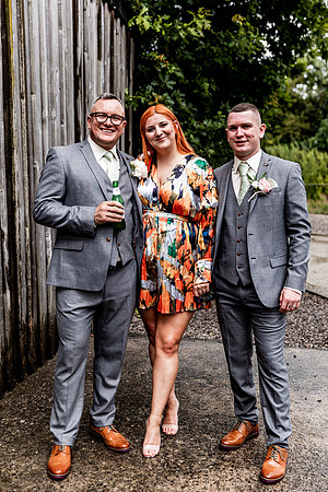 Alcumlow Barn Wedding Photography - Carrie & Craig-388