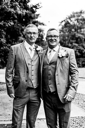 Alcumlow Barn Wedding Photography - Carrie & Craig-399