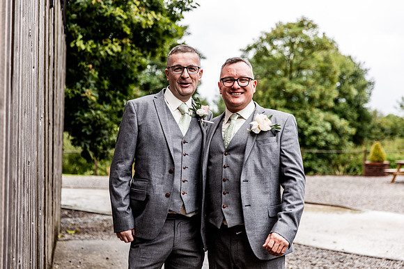 Alcumlow Barn Wedding Photography - Carrie & Craig-400