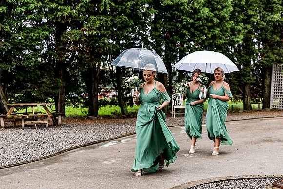 Alcumlow Barn Wedding Photography - Carrie & Craig-458
