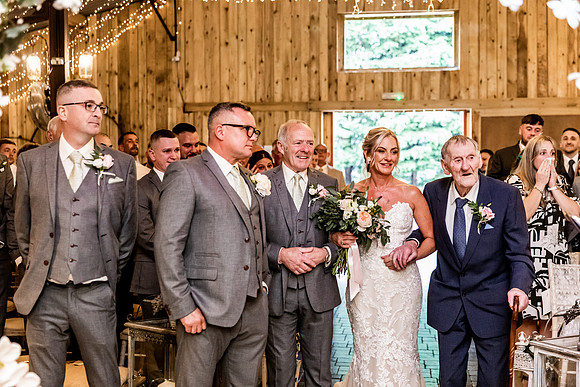 Alcumlow Barn Wedding Photography - Carrie & Craig-477