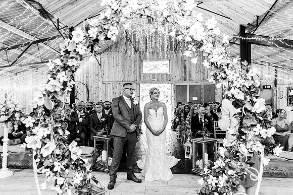 Alcumlow Barn Wedding Photography - Carrie & Craig-482