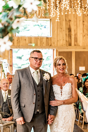 Alcumlow Barn Wedding Photography - Carrie & Craig-495