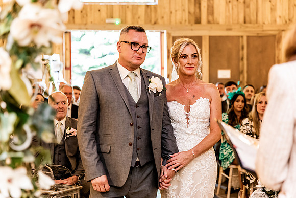 Alcumlow Barn Wedding Photography - Carrie & Craig-497