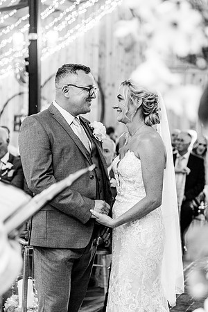 Alcumlow Barn Wedding Photography - Carrie & Craig-510