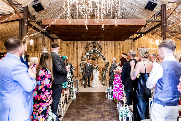 Alcumlow Barn Wedding Photography - Carrie & Craig-550