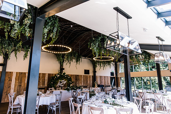 Foxtail Barns Wedding Photography - Sam & Sam-212