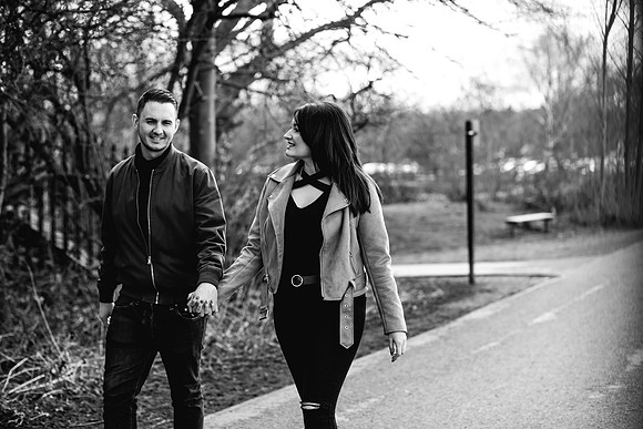 Kelly & Matt - Westport Lake Engagement Shoot. -16