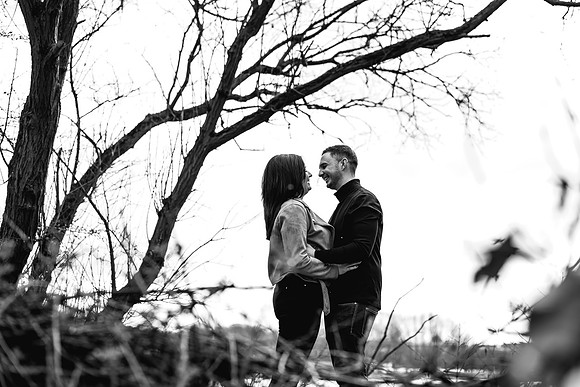 Kelly & Matt - Westport Lake Engagement Shoot. -30