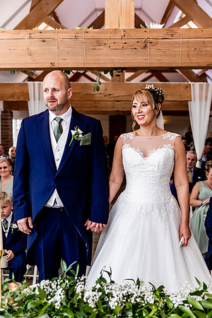 Hanbury Barn Wedding Photography - Laura & Phil-299
