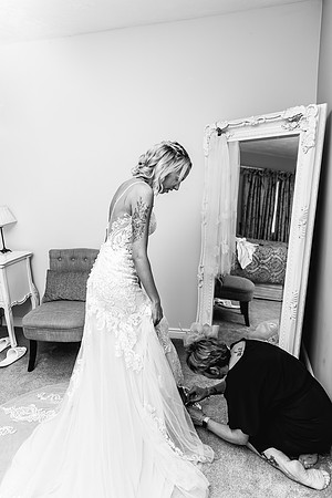 Sandhole Oak Barn Wedding Photography - Caitlin & Shane-263