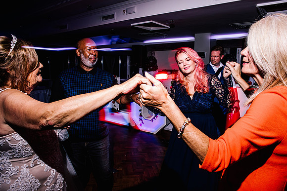 Jane & David - Gift Of A Wedding - Moat House Acton Trussell-782