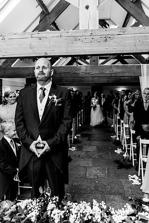 Hanbury Barn Wedding Photography - Laura & Phil-285