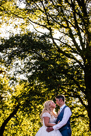 The Oak Tree Of Peover Wedding Photography - Cheshire Wedding Photographer-959