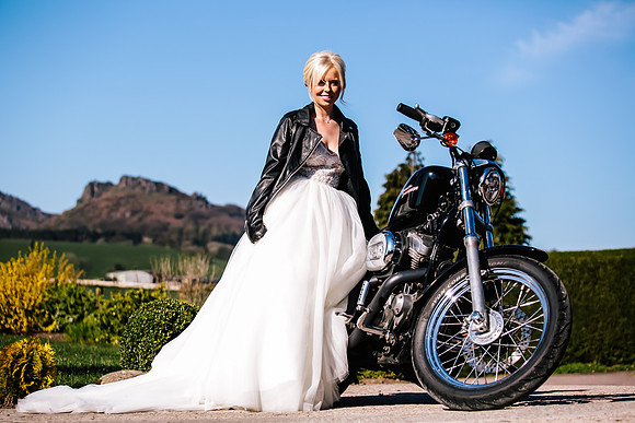 Three Horseshoes Wedding Photography - Staffordshire Weddding Photographer - Laura & Louis-437