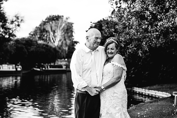 Jane & David - Gift Of A Wedding - Moat House Acton Trussell-392