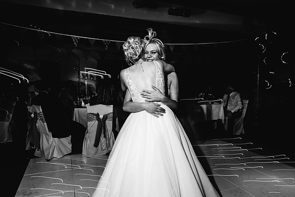 Three Horseshoes Wedding Photography - Staffordshire Weddding Photographer - Laura & Louis-984