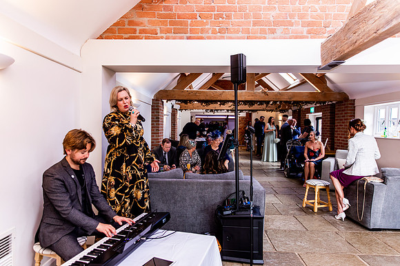 Hanbury Barn Wedding Photography - Laura & Phil-494