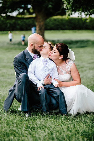 Rachel & Rich - Shropshire Wedding Photography - Market Drayton-809