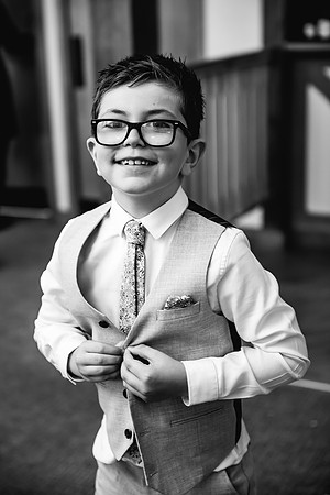 Sandhole Oak Barn Wedding Photography - Caitlin & Shane-784