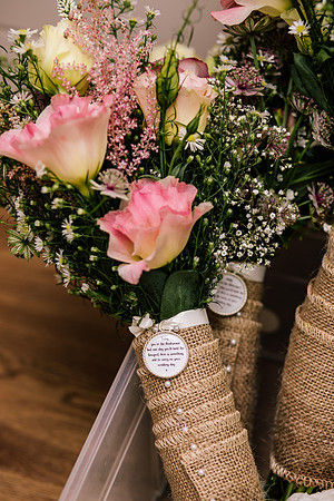 Beckford Inn Wedding Photography - Claire & Stephen-16