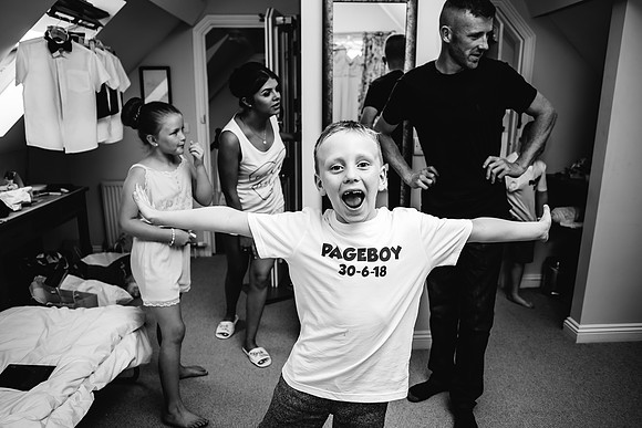 Beckford Inn Wedding Photography - Claire & Stephen-51