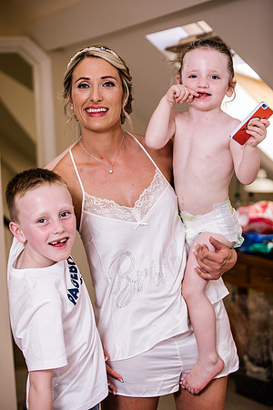 Beckford Inn Wedding Photography - Claire & Stephen-61