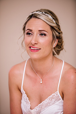 Beckford Inn Wedding Photography - Claire & Stephen-86