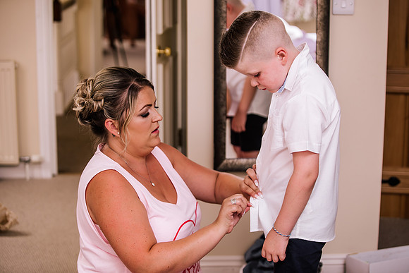 Beckford Inn Wedding Photography - Claire & Stephen-101