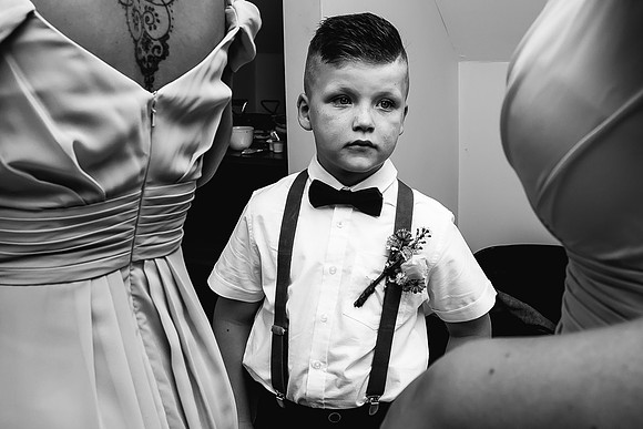 Beckford Inn Wedding Photography - Claire & Stephen-117