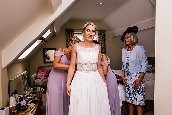 Beckford Inn Wedding Photography - Claire & Stephen-122