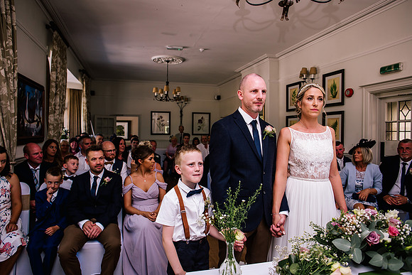 Beckford Inn Wedding Photography - Claire & Stephen-163