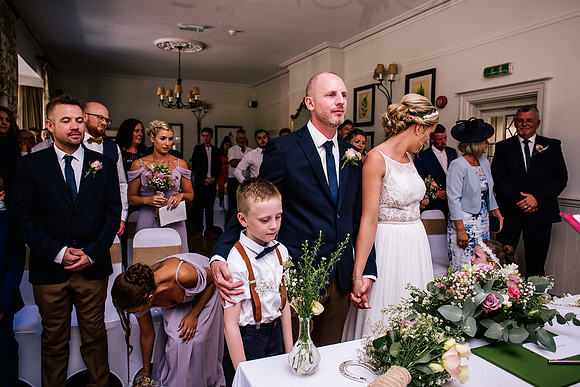 Beckford Inn Wedding Photography - Claire & Stephen-165