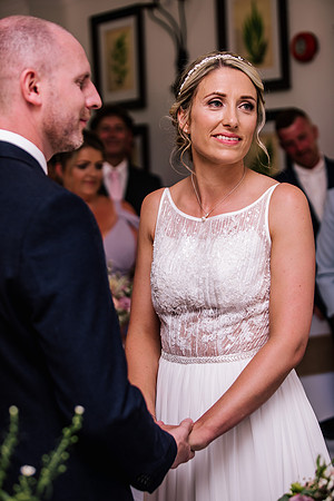 Beckford Inn Wedding Photography - Claire & Stephen-180