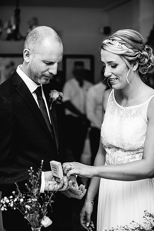 Beckford Inn Wedding Photography - Claire & Stephen-185